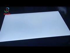 Introduzione all'assemblaggio da 21,5 pollici